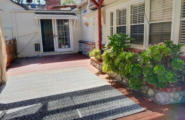 11547 Hesby St. Gallery 4