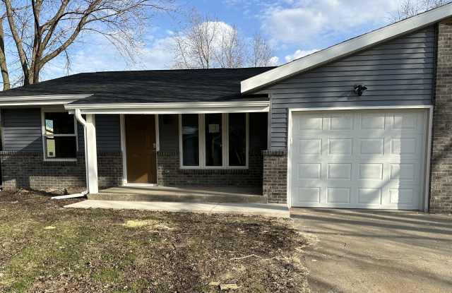 2293 Manley Dr photos photos