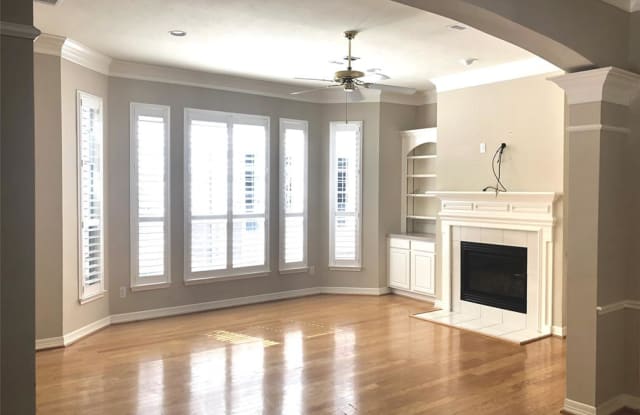 5207 Blossom Street - 5207 Blossom Street, Houston, TX 77007