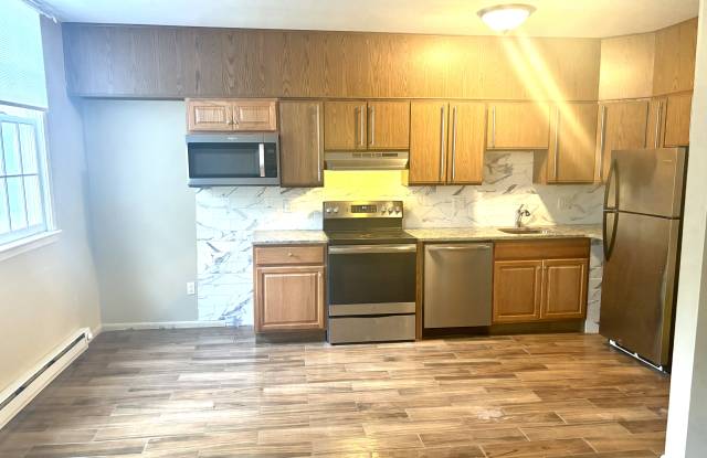 22 Main St - 22 Main Street, Tariffville, CT 06081 22 Main St - 22 Main Street, Tariffville, CT 06081