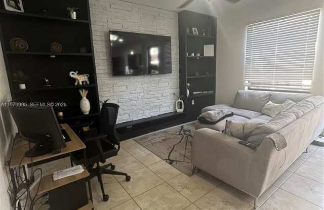 11271 SW 240th Street 11271, Homestead, FL 33032 Gallery 4