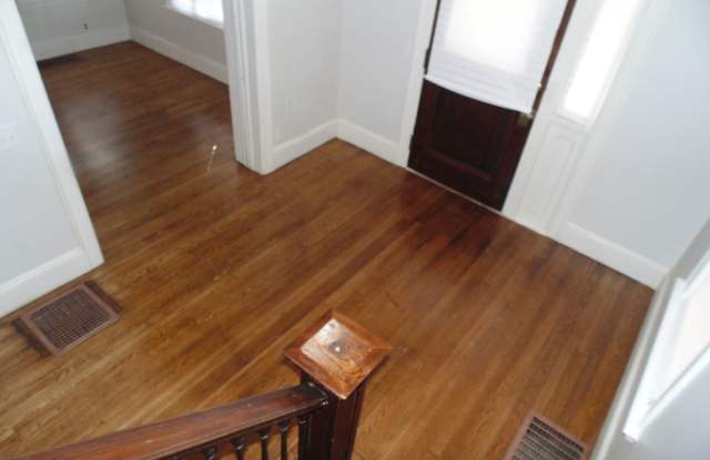 150 Warwick Avenue Gallery 3