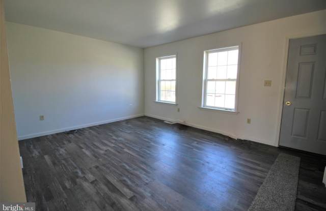 1431 VALLEY Road Gallery 2