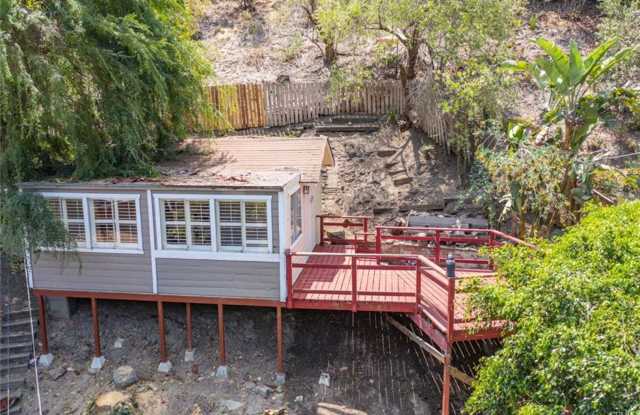 Laguna Canyon Treehouse photos photos