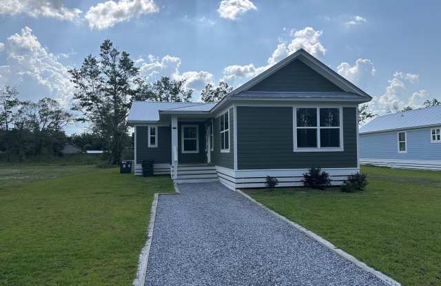 534 N Raphael Road Gallery 2