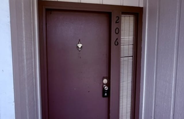 6519 W. Newberry Rd - 206 - 6519 West Newberry Road, Alachua County, FL 32607