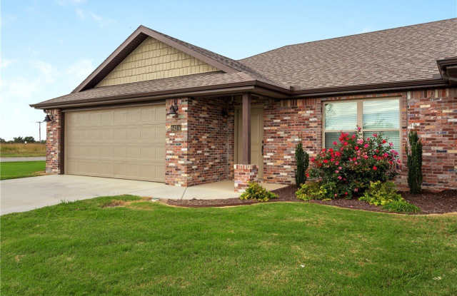 845 Via Drago Avenue photos photos