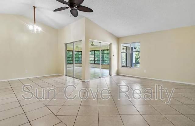 1811 Thistle Ct Gallery 3