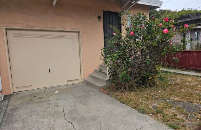38th St. Duplex photos photos