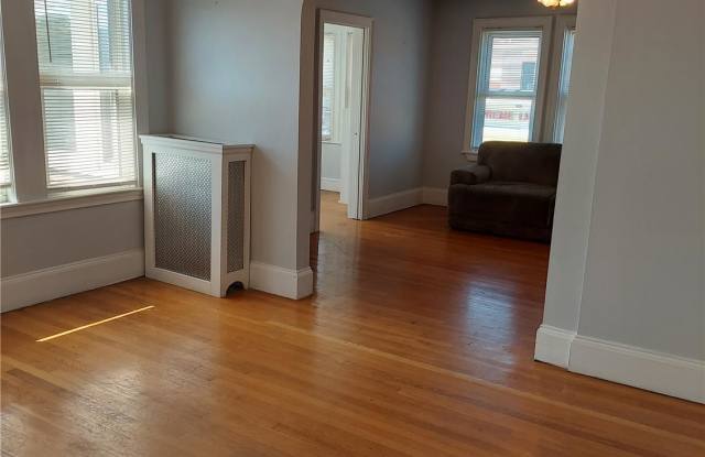 547 Gallivan Boulevard photos photos