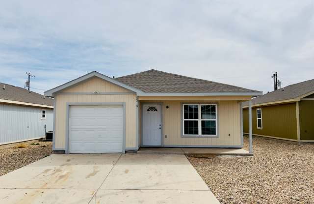 Charming 3-Bedroom, 2-Bathroom Home in Northeast Lubbock Gallery 1