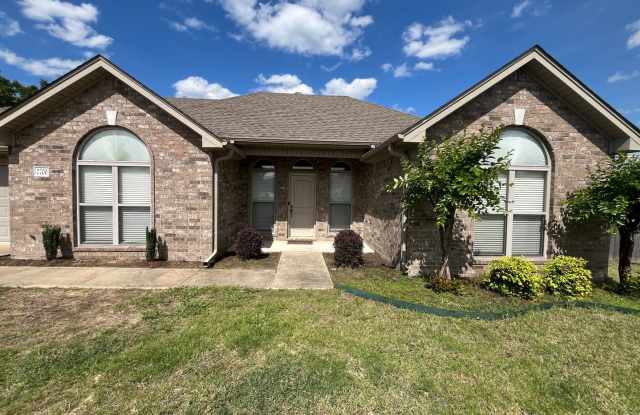 New Listing! photos photos
