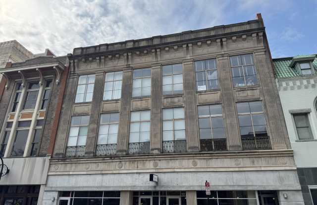 109 W Main Street unit: 402 photos photos