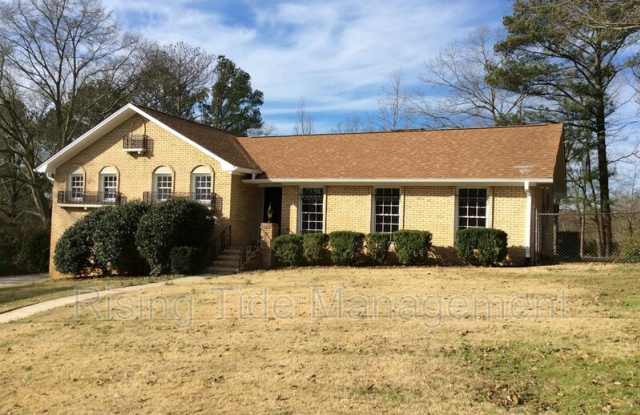 1430 Mohican Dr Gallery 1