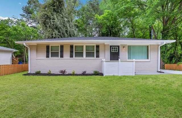 3575 Fairburn Place NW Gallery 3