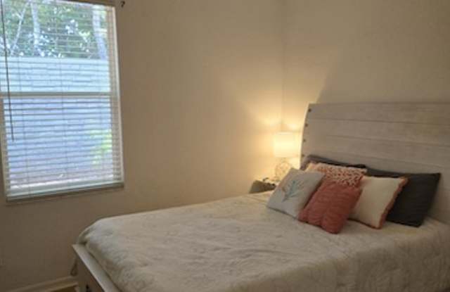 8461 Bent Creek Court photos photos