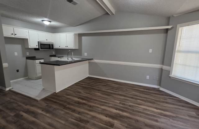 131 Sherwood Cv Gallery 4