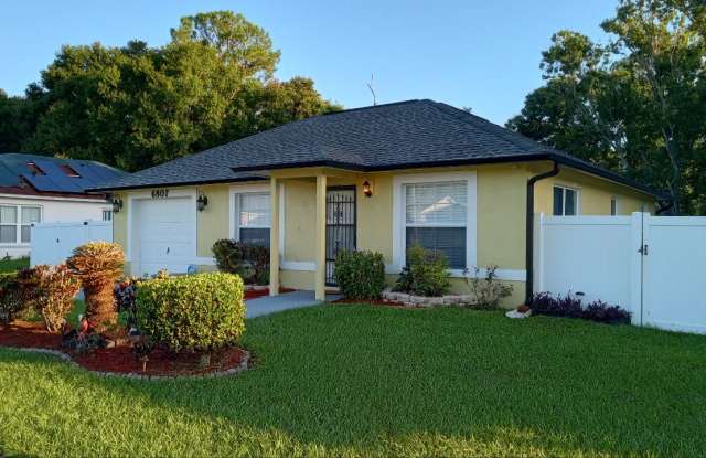 6807 Kingston Dr Gallery 2