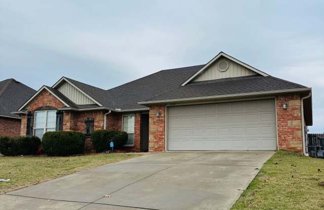 $2,200.00 Move-in-Special - 1908 Denali Way, Barling, AR 72923