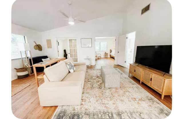4402 Sea Cove photos photos