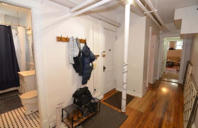64 Francis St Gallery 4