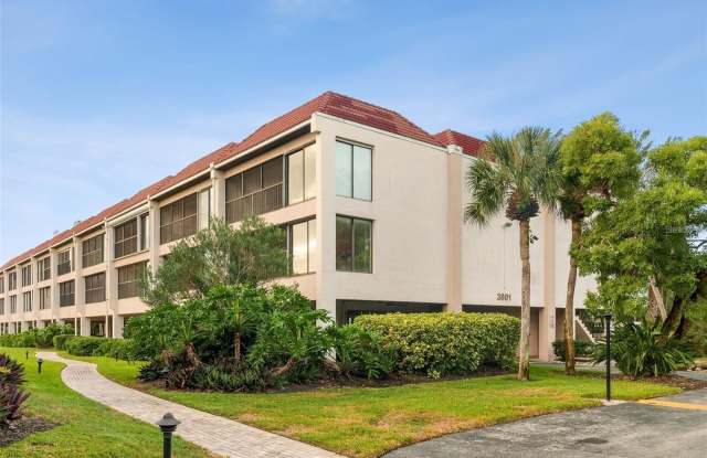 3801 E BAY DRIVE - 3801 East Bay Drive, Holmes Beach, FL 34217