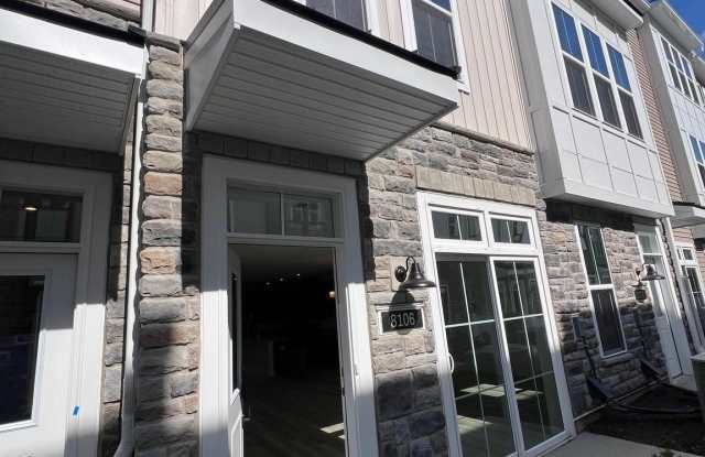 10106 DONATELLO photos photos