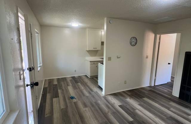 Oroville one bed one bath duplex for rent. photos photos Oroville one bed one bath duplex for rent. photos photos