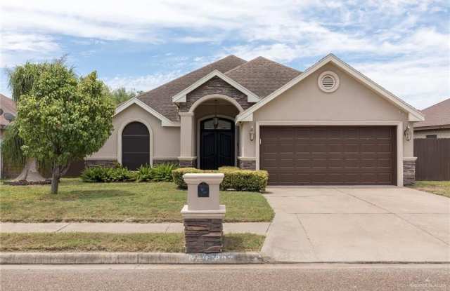 2802 Rosalinda Street photos photos