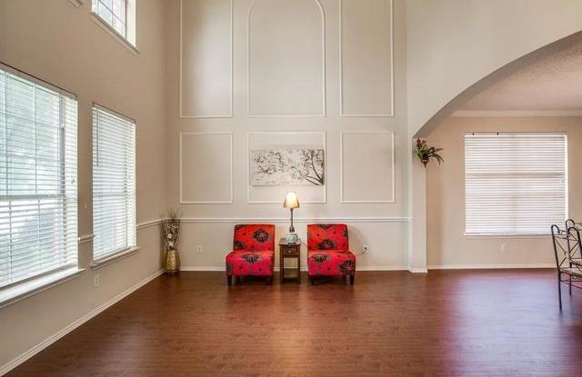 1260 Winnipeg Drive Gallery 2