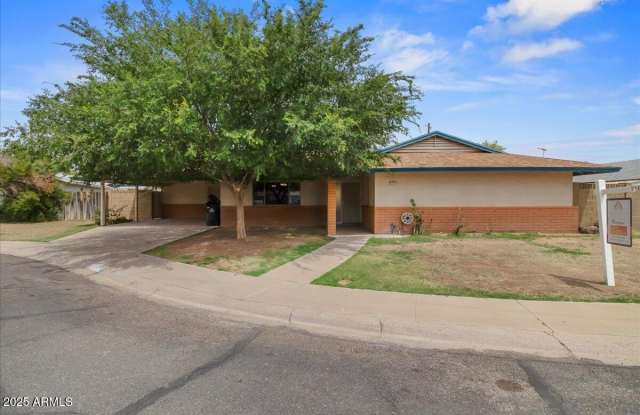 6707 N 42ND Avenue photos photos