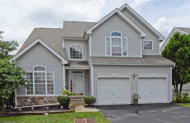 12 WINDING HILL DR - 12 West Windy Hill Drive, Morris County, NJ 07840