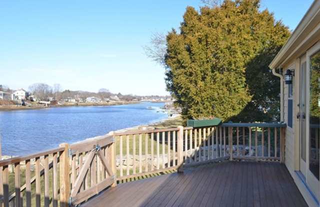 Waterfront Winter Rental: River Watch photos photos