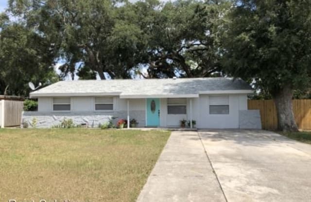 6721 Forrestvale Lane - 6721 Forrestvale Ln, Town 'n' Country, FL 33634