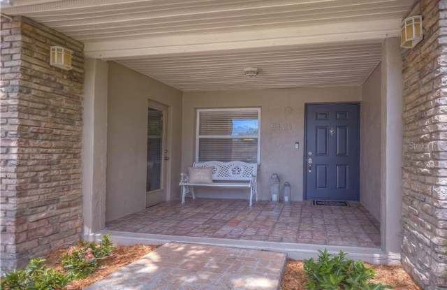 Spacious 4BR/2BA Carrollwood Meadows home. Gallery 4