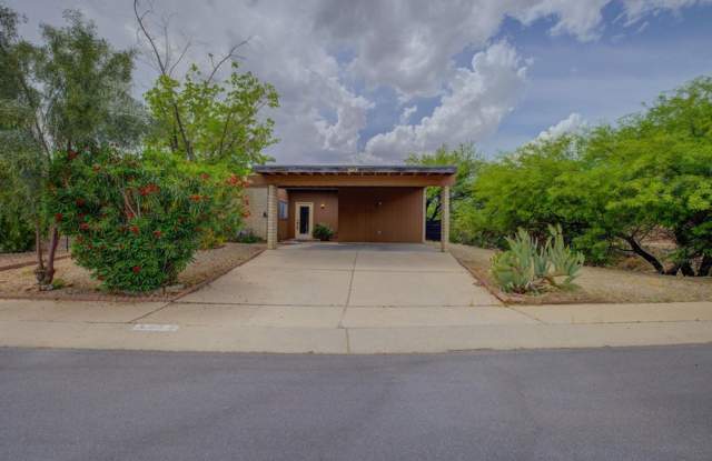 Charming 4-Bedroom Home with Spacious Living & Private Backyard! photos photos