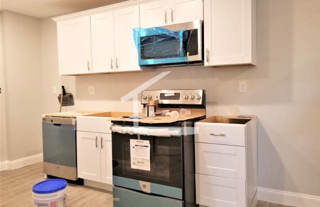 Nice 2 bed in Lower Allston Gallery 4