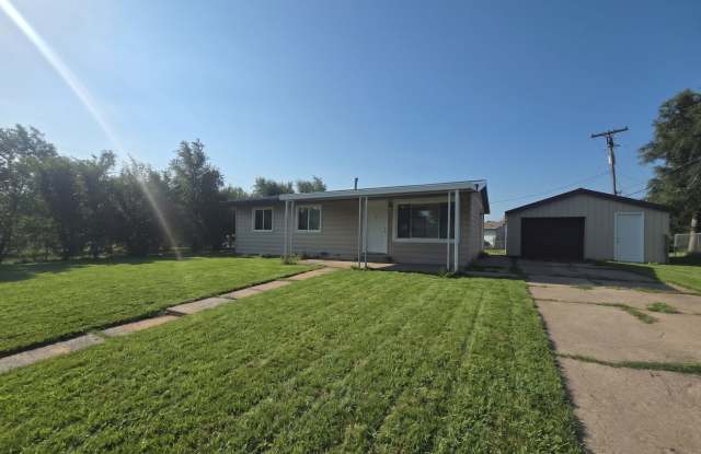 Beautifully Remodeled 3-Bedroom Home in Westwood! Gallery 1