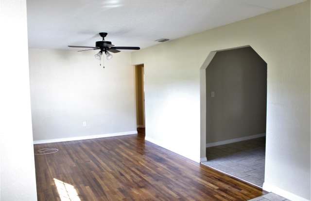 623 Brightwood Avenue - 1 Gallery 2