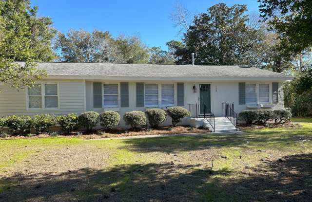 113 Hawthorne Drive photos photos