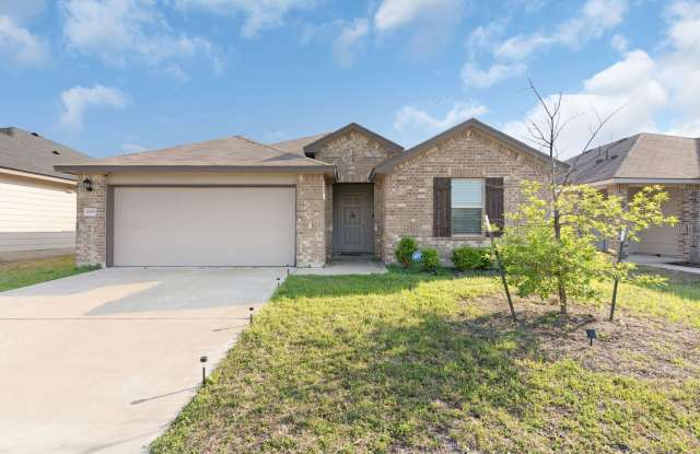 4-bedroom 2-bathroom house!  Close to Fort Hood! photos photos