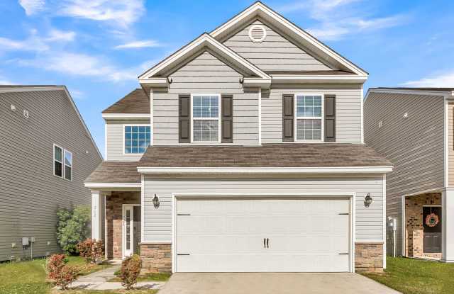 Spacious Summerville Home Near Historic Downtown photos photos