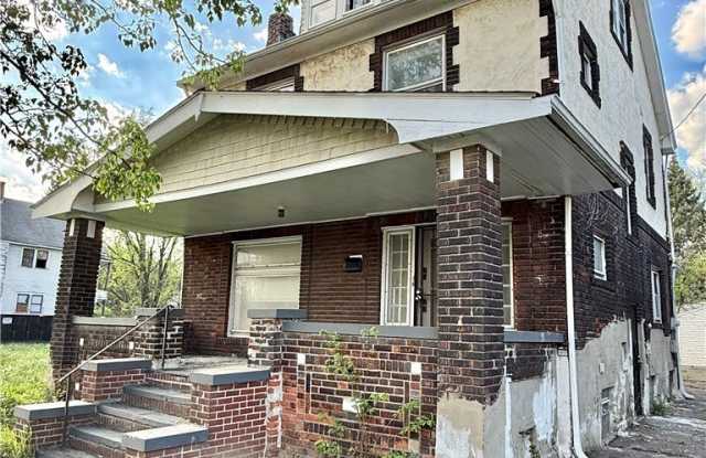 6913 Harvard Avenue photos photos