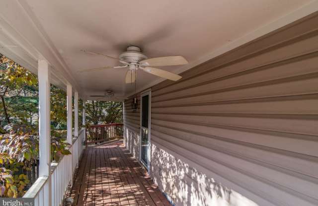 7531 ROYCE COURT Gallery 3