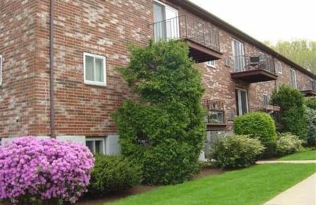 31 Westgate Rd. - 31 Westgate Rd, Boston, MA 02467