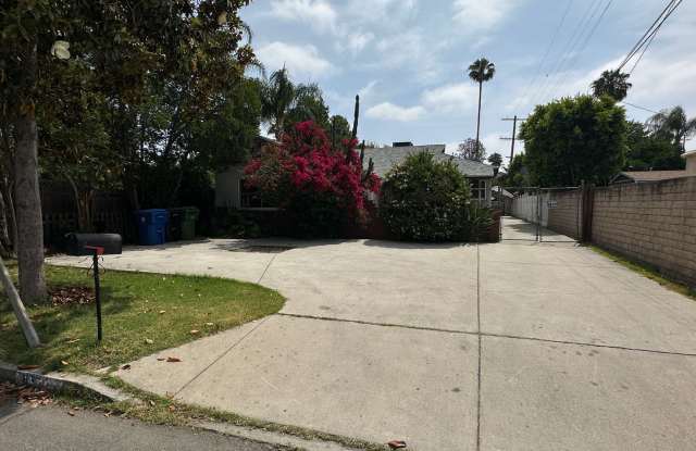 3 Bed, 2 Bath Home in Lake Balboa photos photos