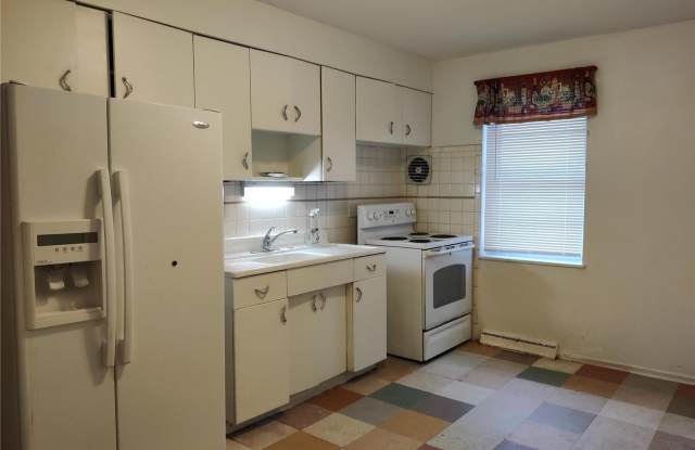 8319 Sunbury Avenue Gallery 2