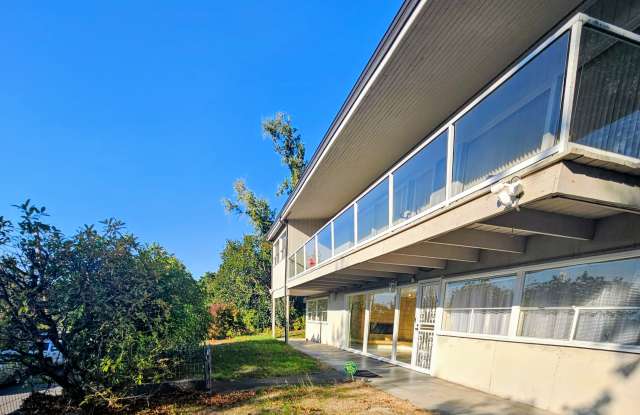 751 Hazel Avenue North photos photos