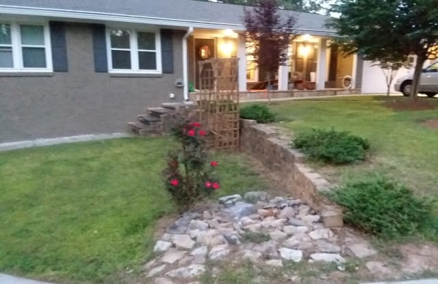 174 Killian Hill Road Northwest - 174 Killian Hill Road Northwest, Lilburn, GA 30047