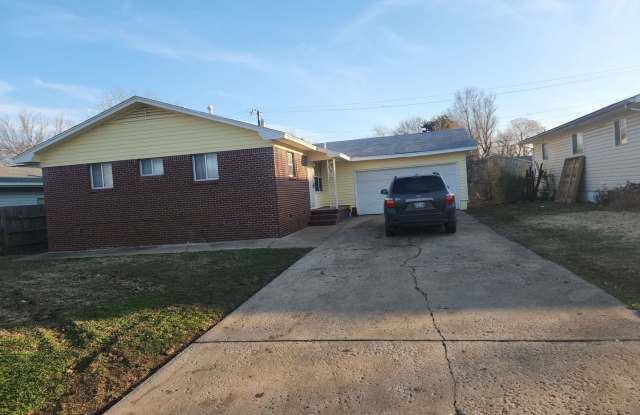 MUST SEE- Updated kitchen/Hardwood floors!! - 1918 East 50th Place North, Tulsa, OK 74130 MUST SEE- Updated kitchen/Hardwood floors!! - 1918 East 50th Place North, Tulsa, OK 74130